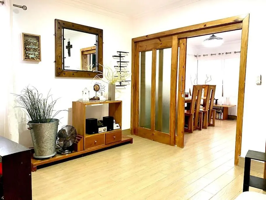 Casa Con Parqueo Privado, Patio Y Jacuzzi. Villa Santo Domingo 0*,
