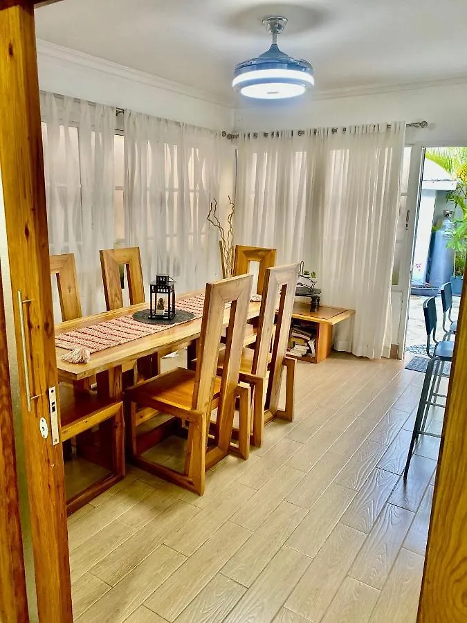 Holiday home Casa Con Parqueo Privado, Patio Y Jacuzzi. Villa Santo Domingo